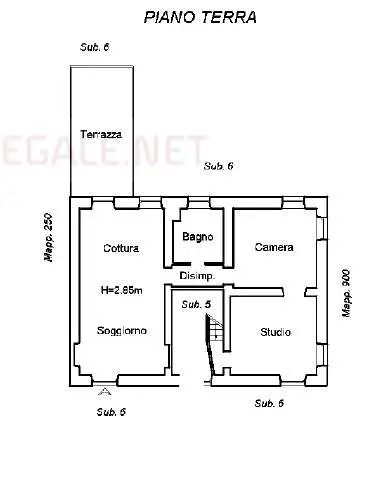 Villa Bifamiliare via Aldo Moro 22, Follo