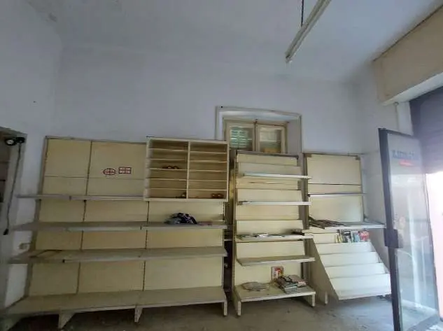 Immagine per Laboratorio in asta a Genova