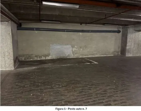 Garage via Fieschi 15, Genova
