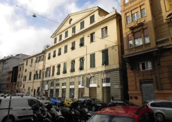 Appartamento via Sampierdarena 35, Genova