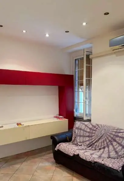 Appartamento via Merano 25, Genova
