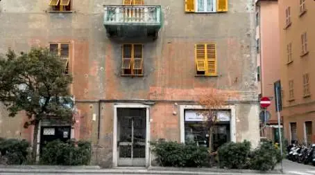 Appartamento via Merano 25, Genova
