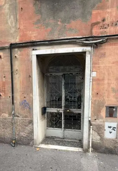 Appartamento via Merano 25, Genova