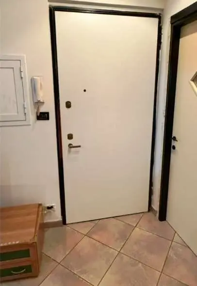 Appartamento via Merano 25, Genova
