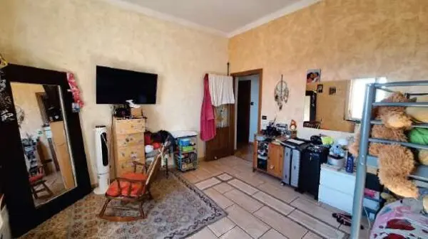 Appartamento 13, Genova