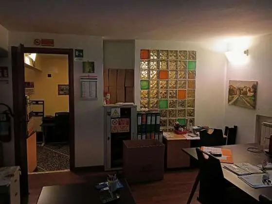 Negozio via Giacinto Macciò 9, Busalla