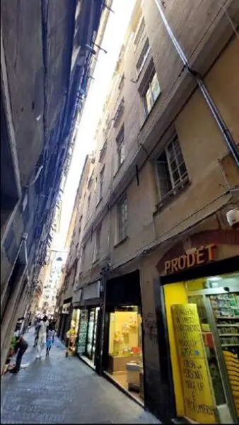 Appartamento via San Luca 4, Genova