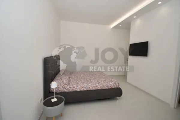 Villa Trifamiliare via Po 92, Monteroni Di Lecce