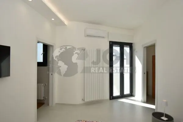 Villa Trifamiliare via Po 92, Monteroni Di Lecce