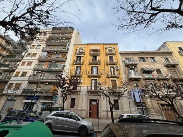 Trilocale corso Giuseppe Mazzini 25, Bari