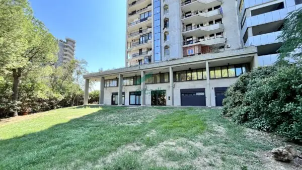 Immagine per Area verde in affitto a Bari via Matarrese 58