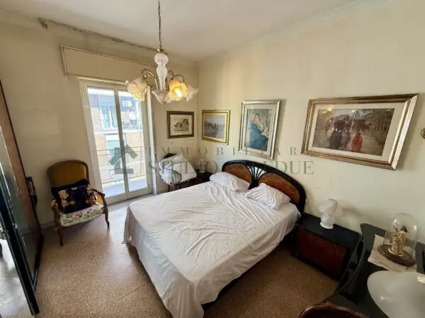Bilocale via Francesco Crispi 98, Bari
