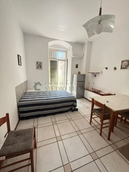 Monolocale via Michele Garruba 207, Bari