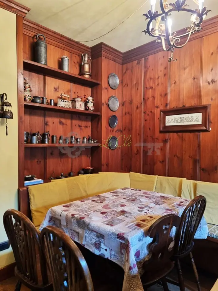 Immagine per Quadrilocale in affitto a Courmayeur via Roma 10