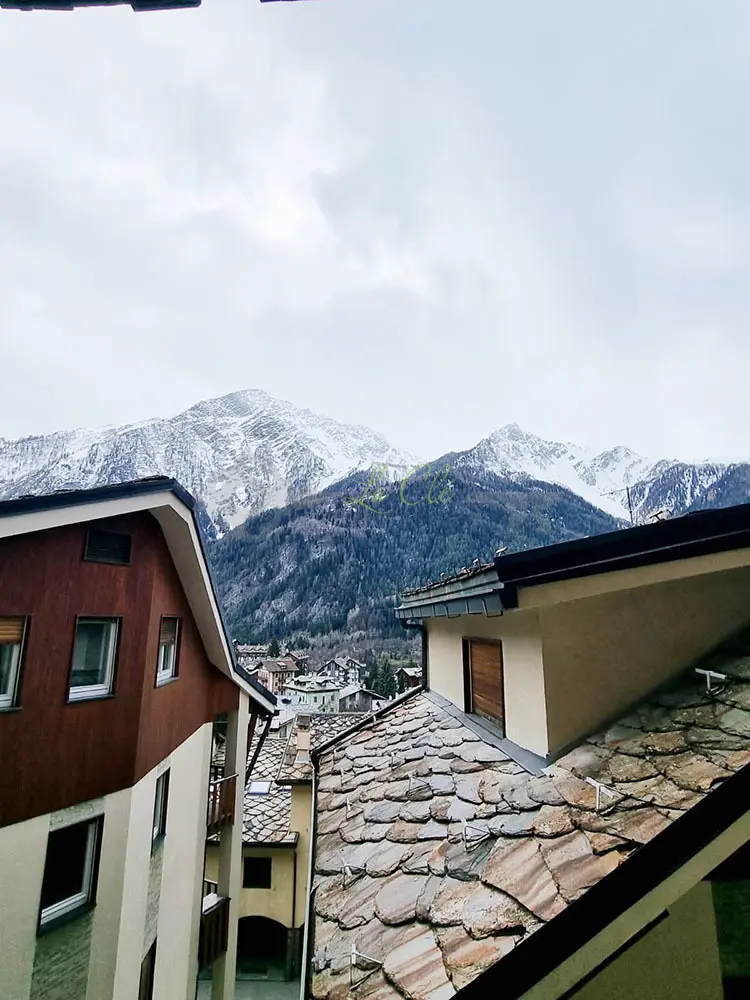 Immagine per Quadrilocale in affitto a Courmayeur via Roma 10