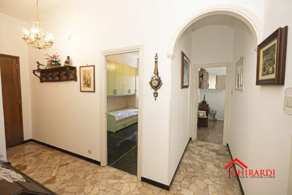 Bilocale via Lodovico Calda 38, Sestri Ponente, Genova