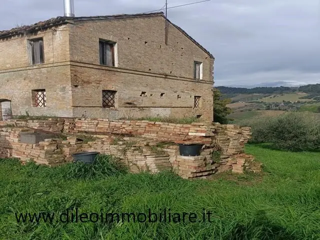 Immagine per Villa trifamiliare in vendita a San Benedetto del Tronto via Contrada Monte Aquilino