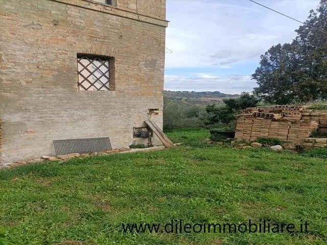 Immagine per Villa trifamiliare in vendita a San Benedetto del Tronto via Contrada Monte Aquilino
