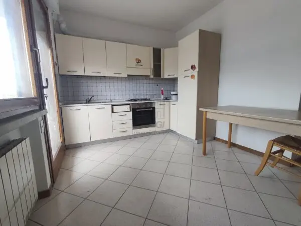 Monolocale 1, Lucca