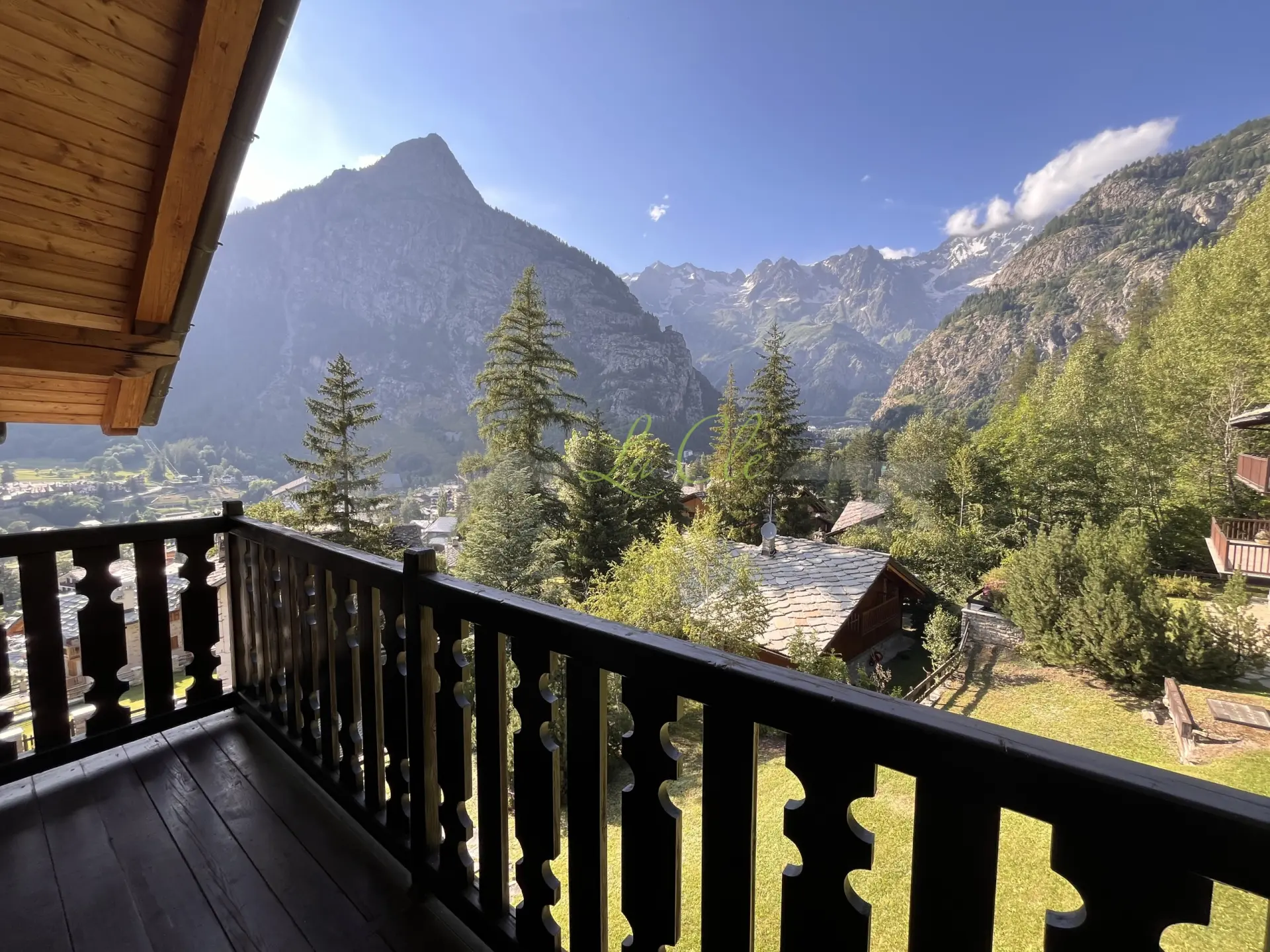 Immagine per Appartamento in affitto a Courmayeur via Regione Belvedere 4