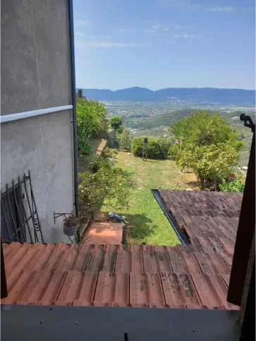 Monolocale via Isola 10, Luni