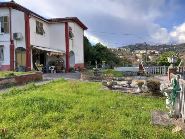 Villa Bifamiliare via Aurelia, Vezzano Ligure
