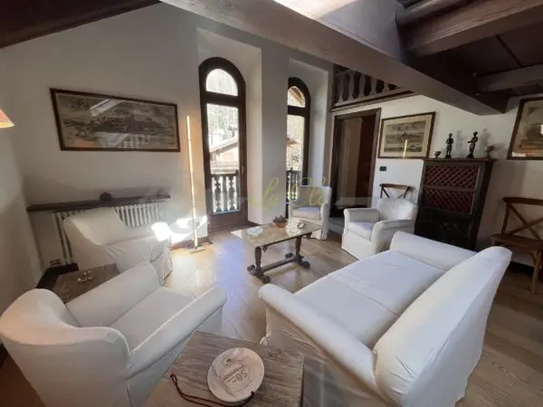 Appartamento via Regione Belvedere 4, Courmayeur