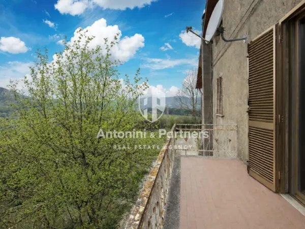 Terratetto strada Provinciale 418, Todi
