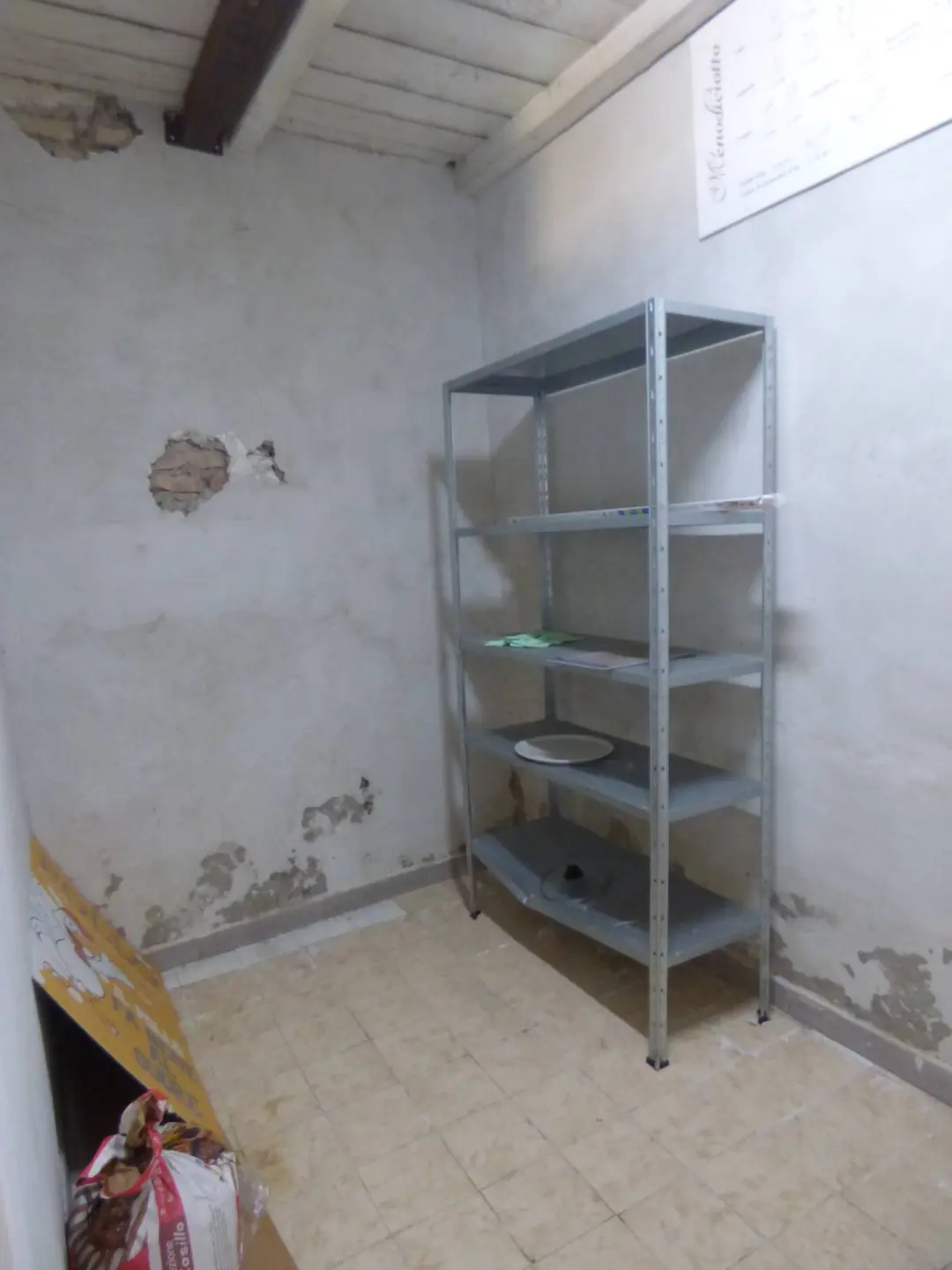 Immagine per Magazzino in affitto a Roma via Caboto 