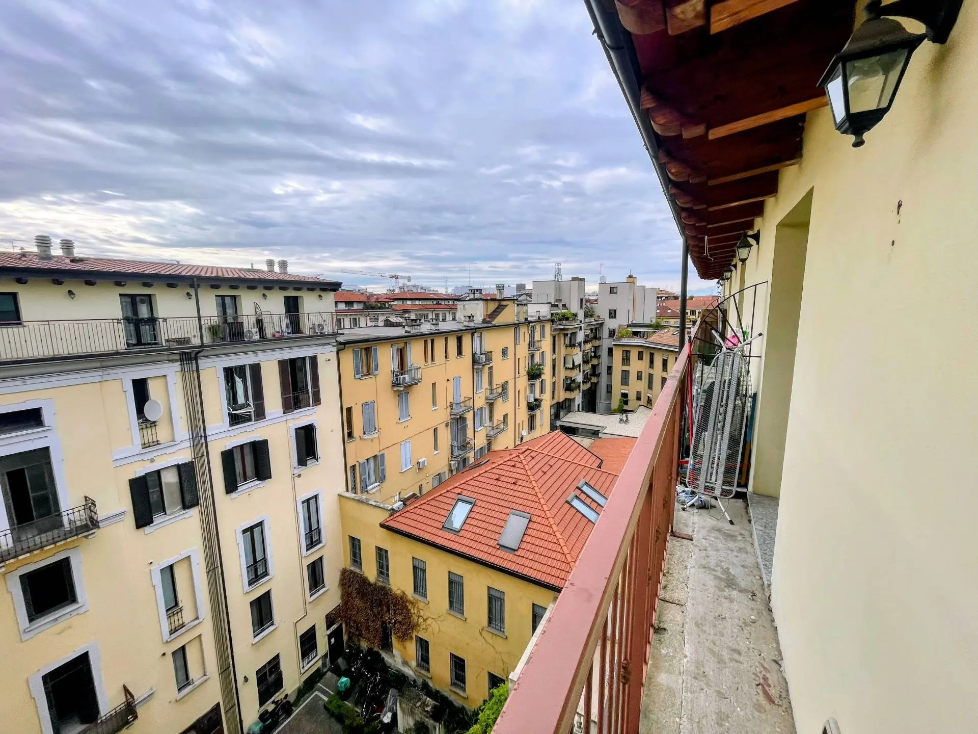 Immagine per Appartamento in affitto a Milano Via Alserio 1