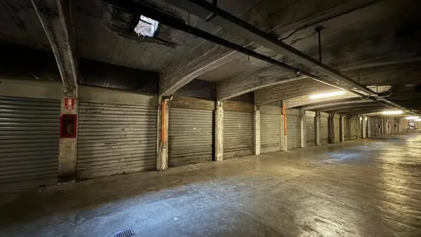 Box / Posto Auto via Onorato Vigliani 29, Torino