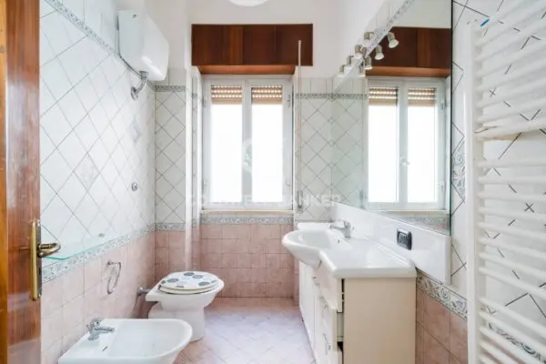 Appartamento via Delle Rose 26, Galatina