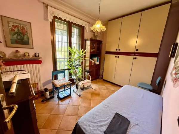 Villa via, Alessandria