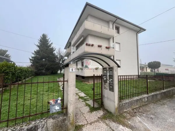 Appartamento via Roccolo 3, Valdastico