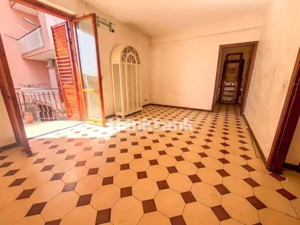 Appartamento via Santo Spirito, Aci Sant'Antonio