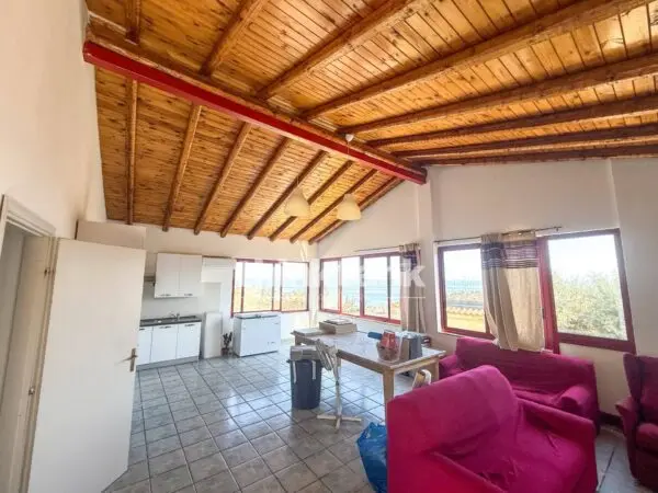 Villa via Delle Aragoste, Augusta