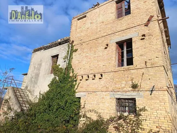 Casa Indipendente via Tesino 208, Offida
