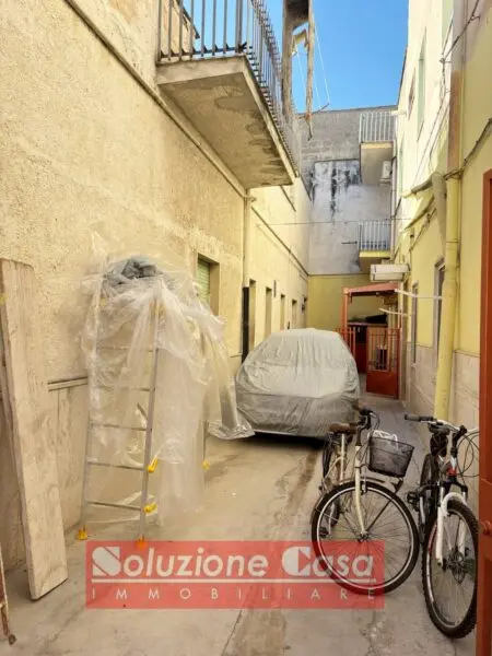 Casa Indipendente via Martiri Di Barletta, Canosa Di Puglia