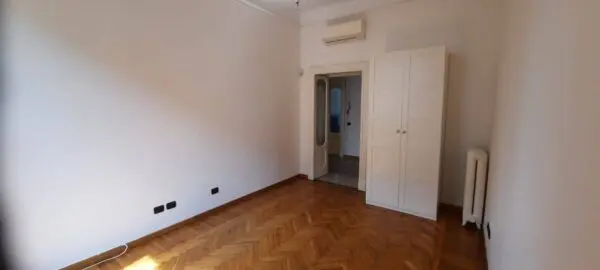 Appartamento V. Paolo Giovio 45, Milano