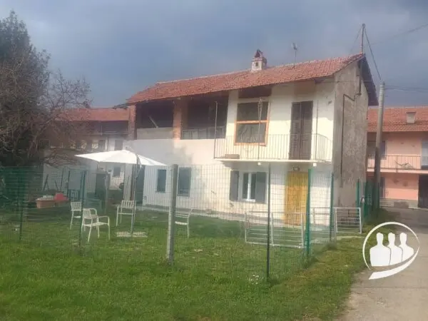 Casa Semindipendente via Frazione Case Macario 3, Viù