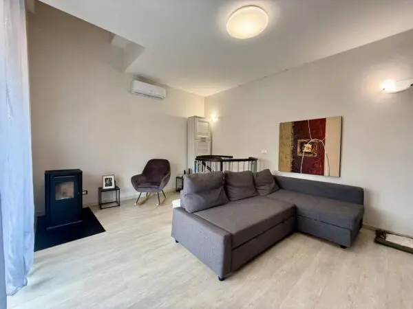 Casa Indipendente via, Alessandria
