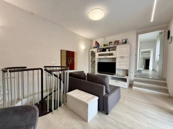 Casa Indipendente via, Alessandria