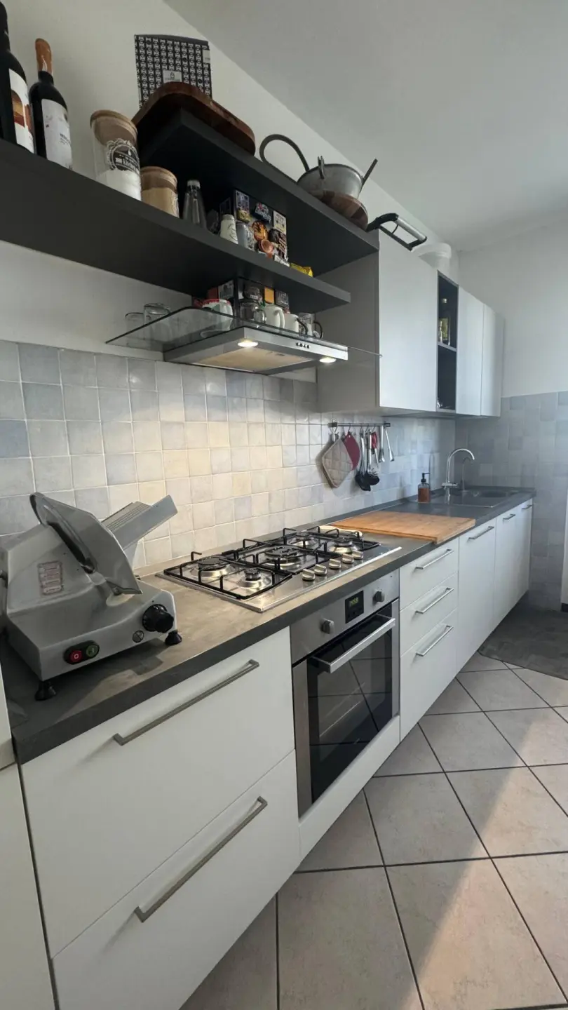 Immagine per Appartamento in vendita a Gorla Minore Ugo Foscolo 