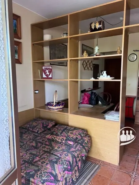 Appartamento via San Grato 32, Viola