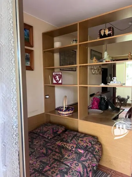 Appartamento via San Grato 32, Viola