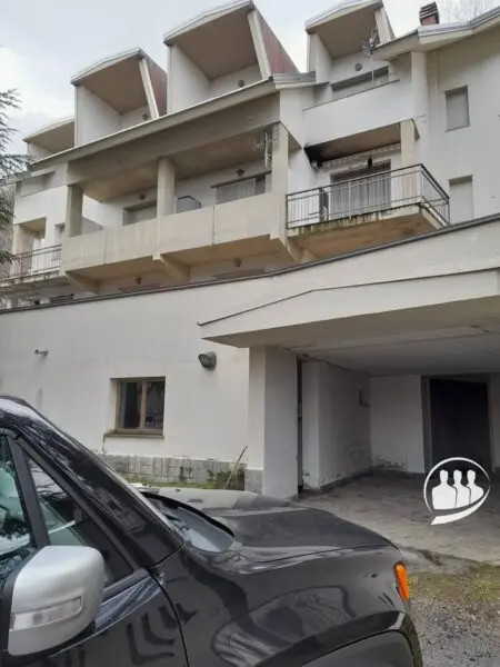 Appartamento via San Grato 32, Viola