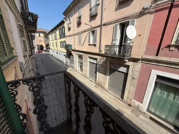 Stabile/Palazzo via, Alessandria