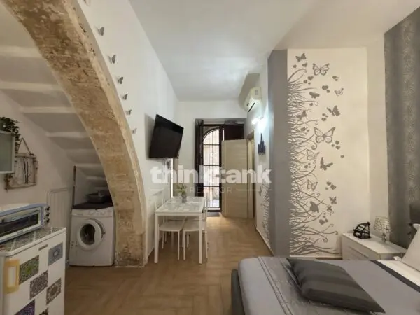 Villa via Resalibera, Siracusa
