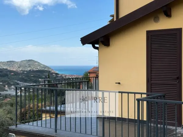 Villetta A Schiera strada Civezza - Poggi, Imperia