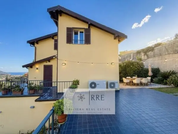 Villetta A Schiera strada Civezza - Poggi, Imperia
